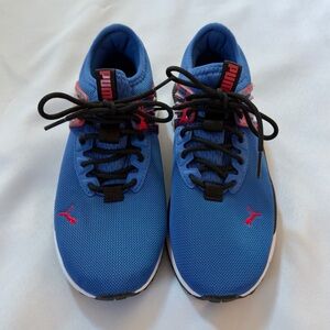 NWOB Kids Puma Sneaker